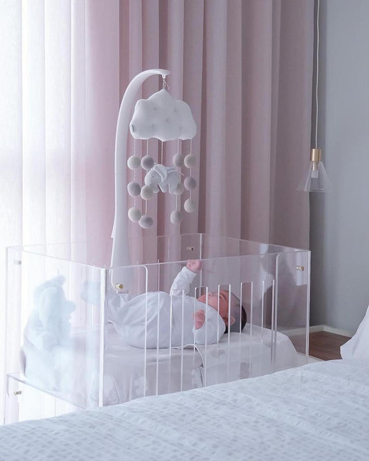 Newborn size bed